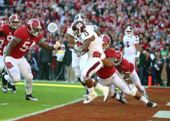 2014-1115-Alabama-Mississippi-State-Trey-DePriest-safety-X158952_TK1_0797.jpg